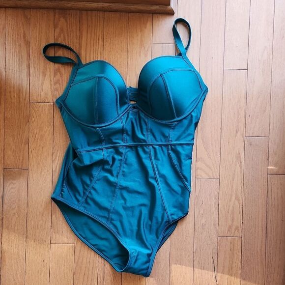City Chic GREEN One Piece Swimsuit with Underwire Support- WOMEN'S SIZE XS - Picture 1 of 4